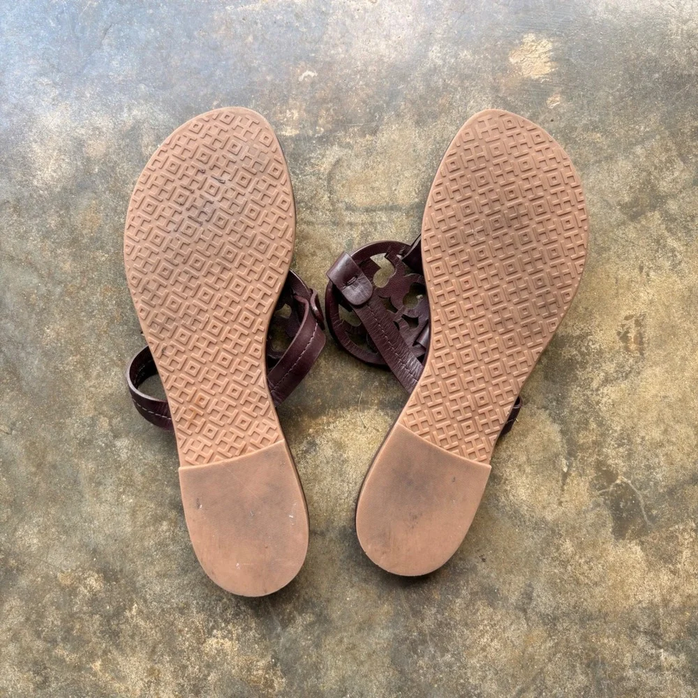 Tory Burch Miller Metal Logo Sandals Dark Cherry Burgundy Leather Flats 7M 47617